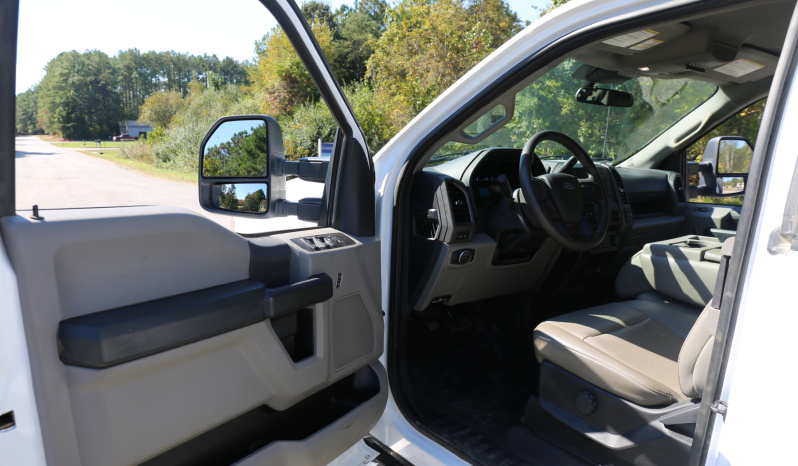 2022 Ford F-550 Service Truck, Extended Cab, IMT 7500-22 Series Crane, 4WD, Diesel, 35k Miles full