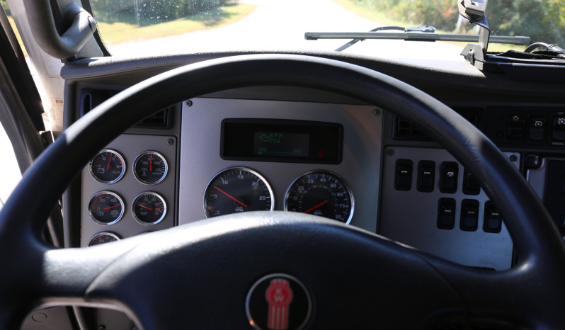 2022 Kenworth T270, Under CDL, Air Ride, Stellar 12630 Crane, 158k Miles, One Owner full