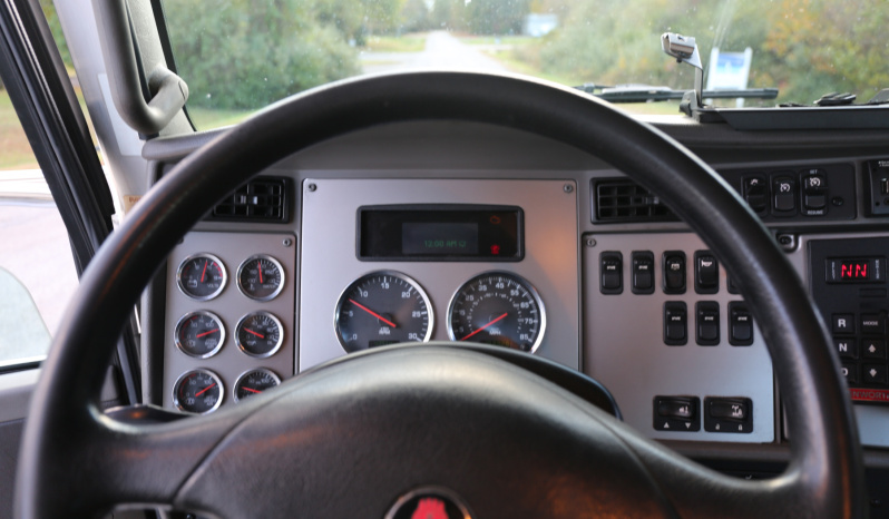 2022 Kenworth T270, 103k Miles, Stellar 12630 Crane, PX7 Diesel full