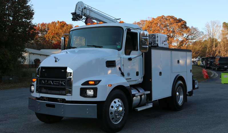 2023 Mack MD6 Service Truck, Stellar 12630 Crane, Cummins Diesel, 93k Miles, Under CDL full