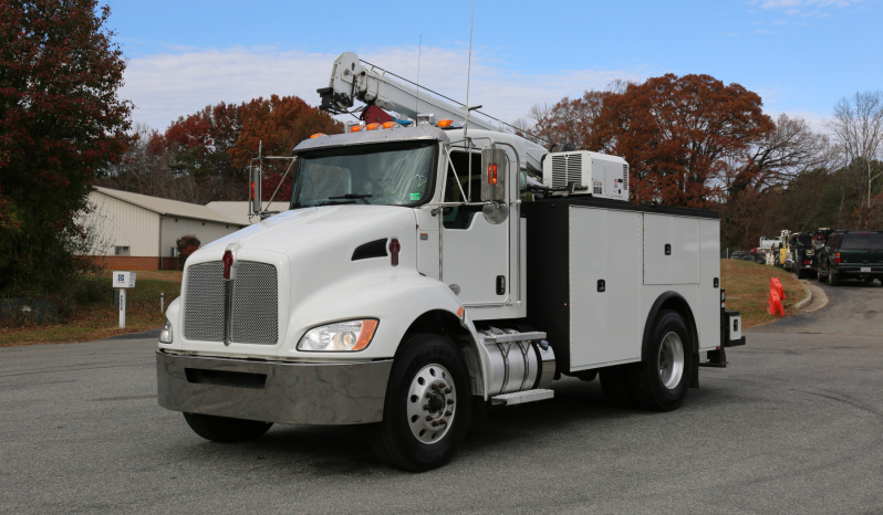 2022 Kenworth T270, Air Ride, PX7 Diesel, Under CDL, 127k Miles, Stellar 12630 Crane, 1 Owner full
