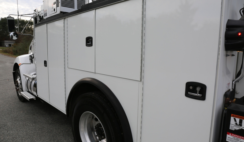 2022 Kenworth T270, Air Ride, PX7 Diesel, Under CDL, 127k Miles, Stellar 12630 Crane, 1 Owner full