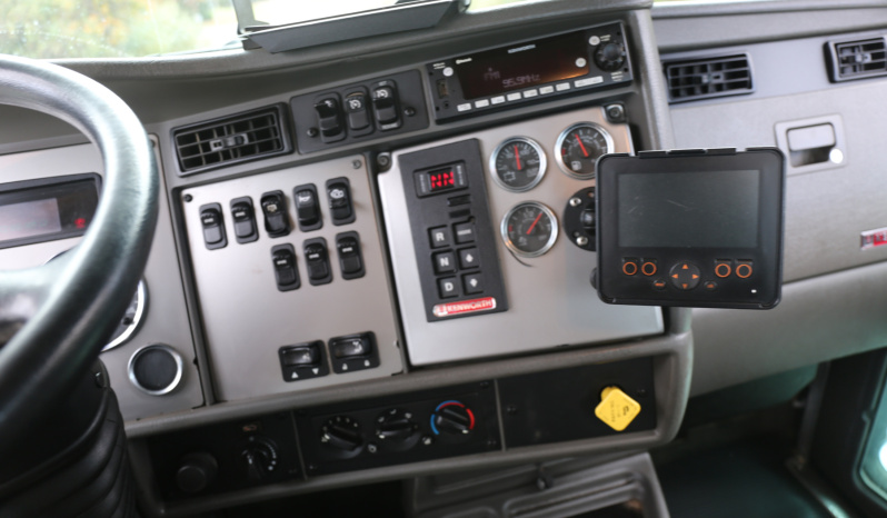 2022 Kenworth T270, Air Ride, PX7 Diesel, Under CDL, 127k Miles, Stellar 12630 Crane, 1 Owner full