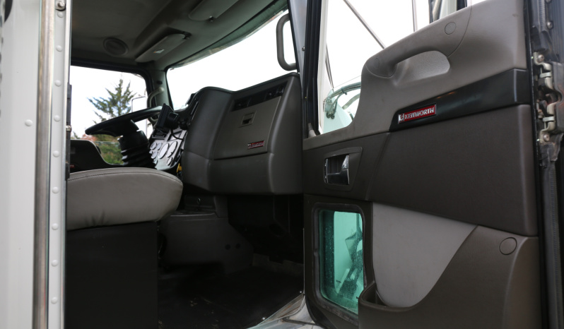 2022 Kenworth T270, Air Ride, PX7 Diesel, Under CDL, 127k Miles, Stellar 12630 Crane, 1 Owner full