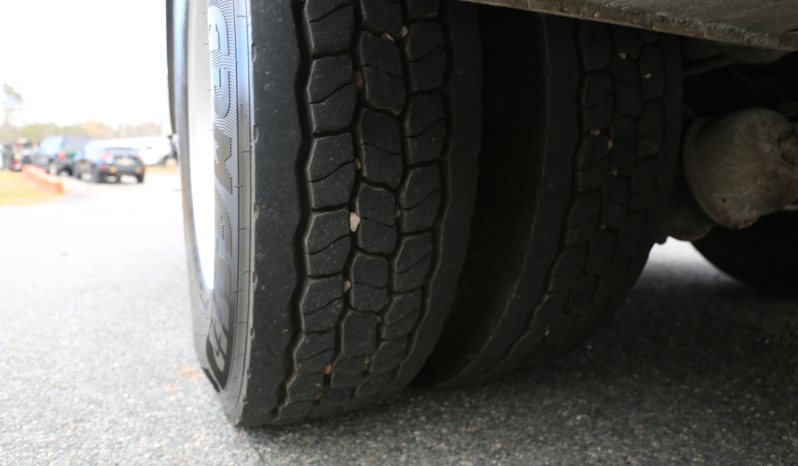 2022 Kenworth T270, Air Ride, PX7 Diesel, Under CDL, 127k Miles, Stellar 12630 Crane, 1 Owner full