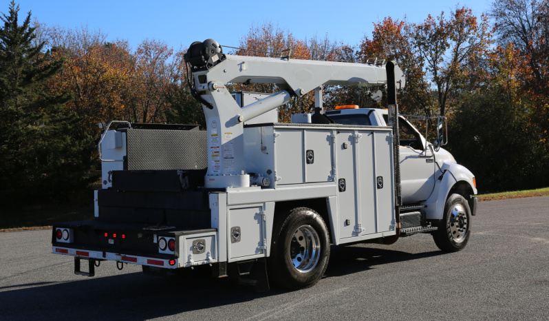 2015 Ford F750 Mechanics Truck, Cummins Diesel, Allison Auto, Under CDL, Maintainer 11′ Service Body, 10k Maintainer Crane, 182k Miles full