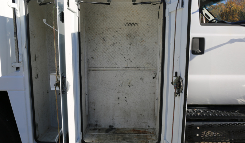 2015 Ford F750 Mechanics Truck, Cummins Diesel, Allison Auto, Under CDL, Maintainer 11′ Service Body, 10k Maintainer Crane, 182k Miles full