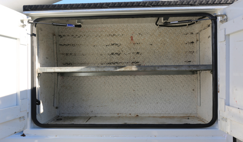 2015 Ford F750 Mechanics Truck, Cummins Diesel, Allison Auto, Under CDL, Maintainer 11′ Service Body, 10k Maintainer Crane, 182k Miles full