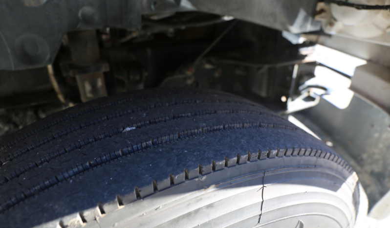 2015 Ford F750 Mechanics Truck, Cummins Diesel, Allison Auto, Under CDL, Maintainer 11′ Service Body, 10k Maintainer Crane, 182k Miles full