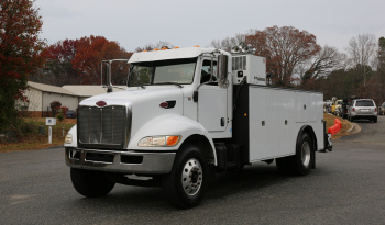 2007 Peterbilt 335 Mechanics Truck, 14′ Stellar Service Body, 14528 Series Crane, 170k Miles, 6 Speed, Cummins ISC Diesel full