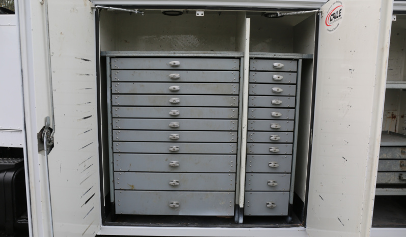 2007 Peterbilt 335 Mechanics Truck, 14′ Stellar Service Body, 14528 Series Crane, 170k Miles, 6 Speed, Cummins ISC Diesel full