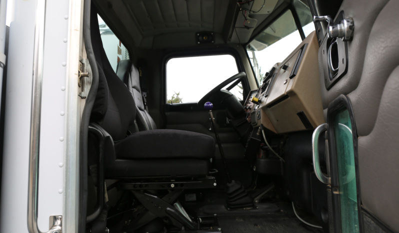 2007 Peterbilt 335 Mechanics Truck, 14′ Stellar Service Body, 14528 Series Crane, 170k Miles, 6 Speed, Cummins ISC Diesel full