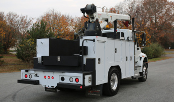 2018 International 4400 Service Truck, Under CDL, Air Ride Rear, 163k Miles, Cummins Diesel, Tiger 11k Crane full