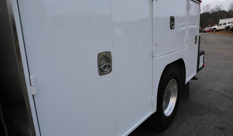 2018 International 4400 Service Truck, Under CDL, Air Ride Rear, 163k Miles, Cummins Diesel, Tiger 11k Crane full