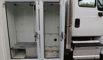 2018 International 4400 Service Truck, Under CDL, Air Ride Rear, 163k Miles, Cummins Diesel, Tiger 11k Crane full