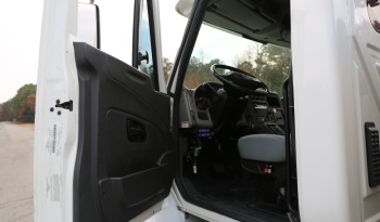 2018 International 4400 Service Truck, Under CDL, Air Ride Rear, 163k Miles, Cummins Diesel, Tiger 11k Crane full