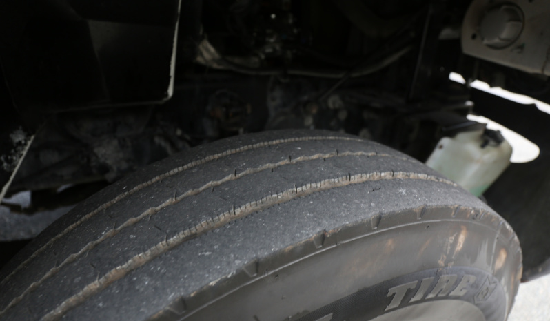 2018 International 4400 Service Truck, Under CDL, Air Ride Rear, 163k Miles, Cummins Diesel, Tiger 11k Crane full