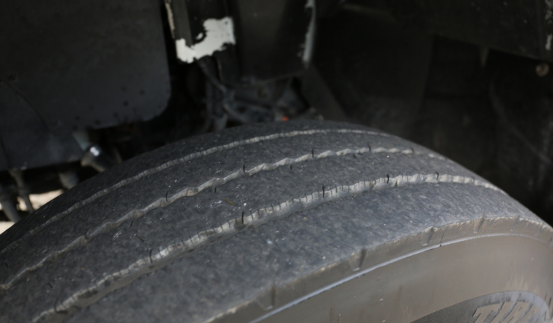 2018 International 4400 Service Truck, Under CDL, Air Ride Rear, 163k Miles, Cummins Diesel, Tiger 11k Crane full