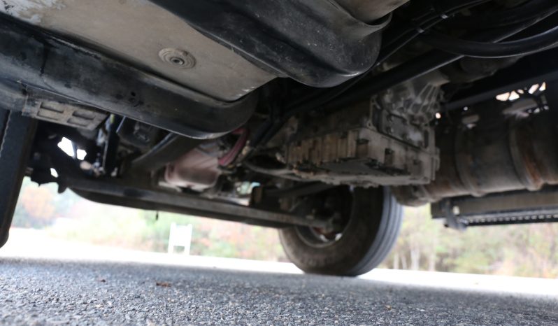 2018 International 4400 Service Truck, Under CDL, Air Ride Rear, 163k Miles, Cummins Diesel, Tiger 11k Crane full