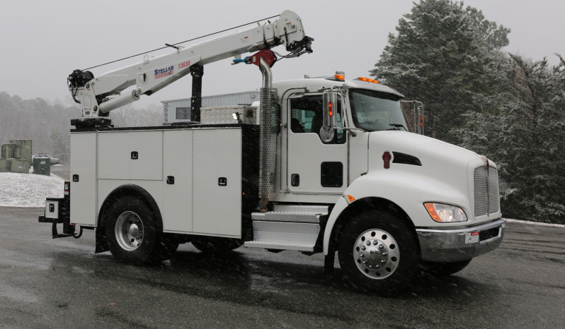 2022 Kenworth T270 Mechanics Truck, Under CDL, 125k Miles, Stellar 12630 Crane, PX7 Diesel, Allison Auto, Air Ride full