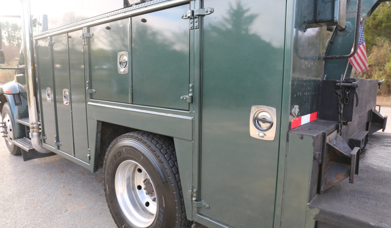 2002 International 4300 Service Truck, Under CDL, DT466, Eaton Manual, 228k Miles, Maintainer Mechanics Body, 8600# Crane full