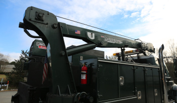 2002 International 4300 Service Truck, Under CDL, DT466, Eaton Manual, 228k Miles, Maintainer Mechanics Body, 8600# Crane full