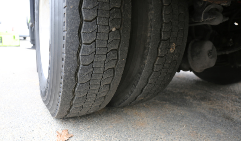 2019 Kenworth T270 Mechanics Truck, PX7 Diesel, Allison Auto, Under CDL, 11′ Summit Bed, 10620 Summit Crane full