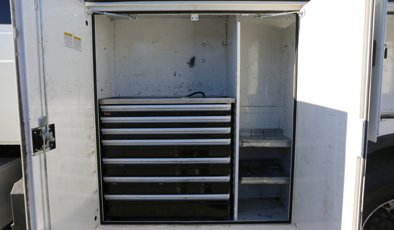 2019 International Mechanics Truck, Cummins Diesel, Stellar 12621 Crane, Under CDL, Air Ride, CTech Drawers, 177k Miles full