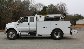 2011 Ford F750 Extended Cab Service Truck, Under CDL, 1 Owner, 177k Miles, Cummins Diesel, Palfinger 11k Crane full