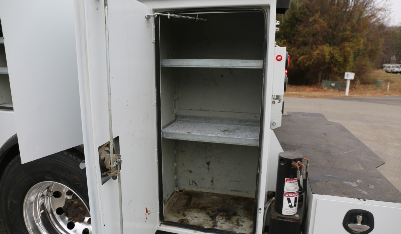 2011 Ford F750 Extended Cab Service Truck, Under CDL, 1 Owner, 177k Miles, Cummins Diesel, Palfinger 11k Crane full