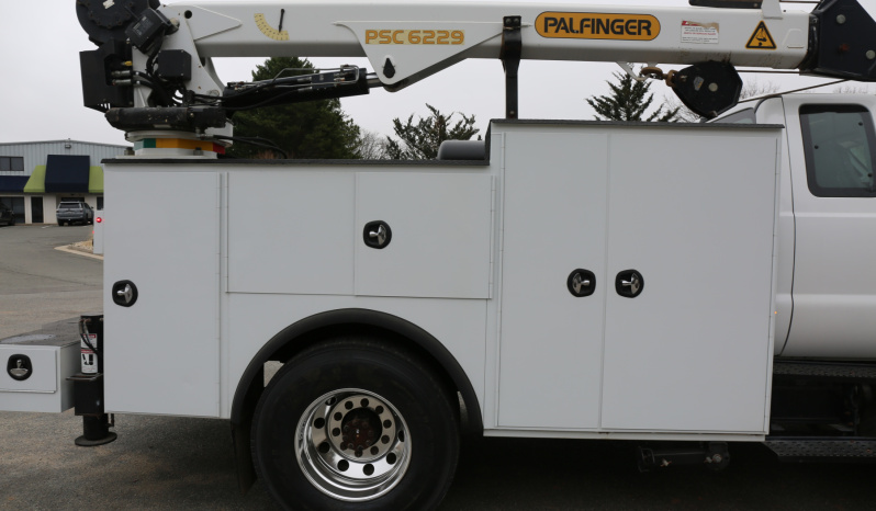 2011 Ford F750 Extended Cab Service Truck, Under CDL, 1 Owner, 177k Miles, Cummins Diesel, Palfinger 11k Crane full