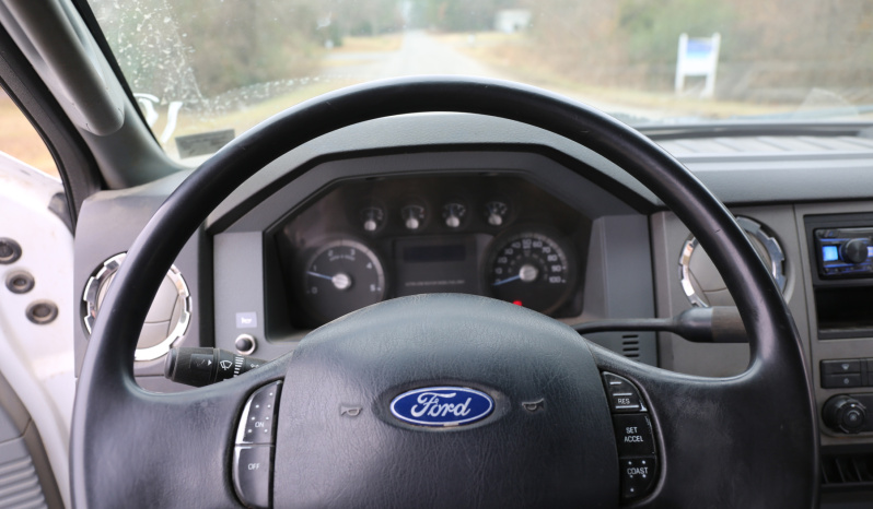 2011 Ford F750 Extended Cab Service Truck, Under CDL, 1 Owner, 177k Miles, Cummins Diesel, Palfinger 11k Crane full