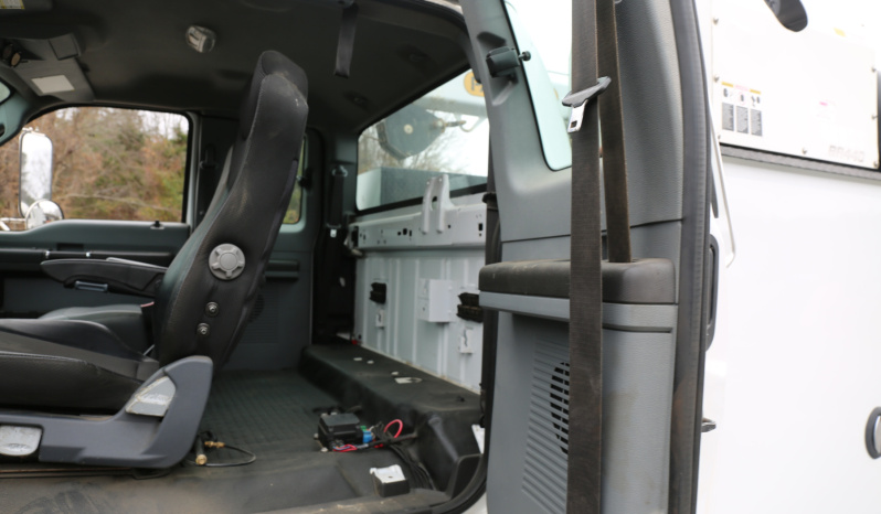 2011 Ford F750 Extended Cab Service Truck, Under CDL, 1 Owner, 177k Miles, Cummins Diesel, Palfinger 11k Crane full