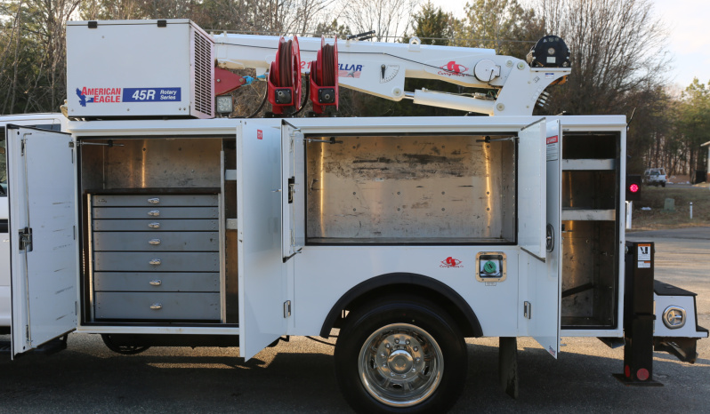 2021 Ford F600 4×4 Service Truck, 95k Miles, 7.3 V8 Gas, Stellar TMAX Mechanics Body, 7621 Crane full