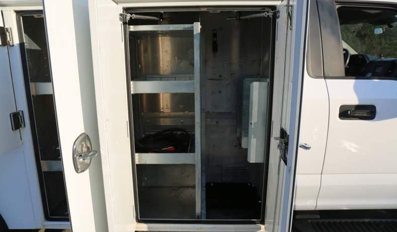 2021 Ford F600 4×4 Service Truck, 95k Miles, 7.3 V8 Gas, Stellar TMAX Mechanics Body, 7621 Crane full