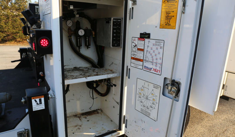 2021 Ford F600 4×4 Service Truck, 95k Miles, 7.3 V8 Gas, Stellar TMAX Mechanics Body, 7621 Crane full