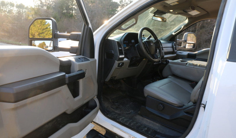 2021 Ford F600 4×4 Service Truck, 95k Miles, 7.3 V8 Gas, Stellar TMAX Mechanics Body, 7621 Crane full