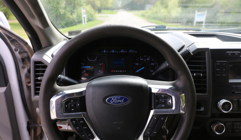 2019 Ford F-550 Service Truck, Stellar 7621 Crane, 166k Miles, Diesel full