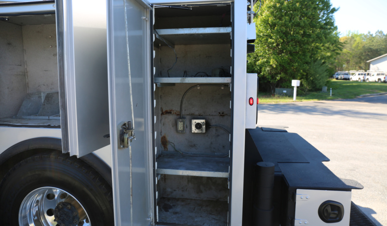 2021 Kenworth T270 Mechanics Truck, 14′ IMT Service Body, 10,000-30 Crane, EnPak, 150k Miles, 5200 Hours full