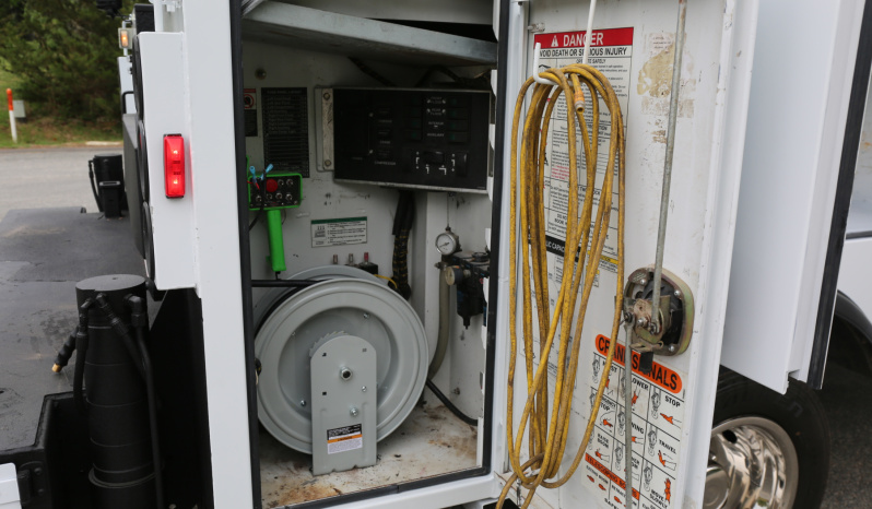 2016 Ram 5500 Mechanics Truck, IMT 7500 Crane, 4WD, Cummins Diesel, 167k Miles full