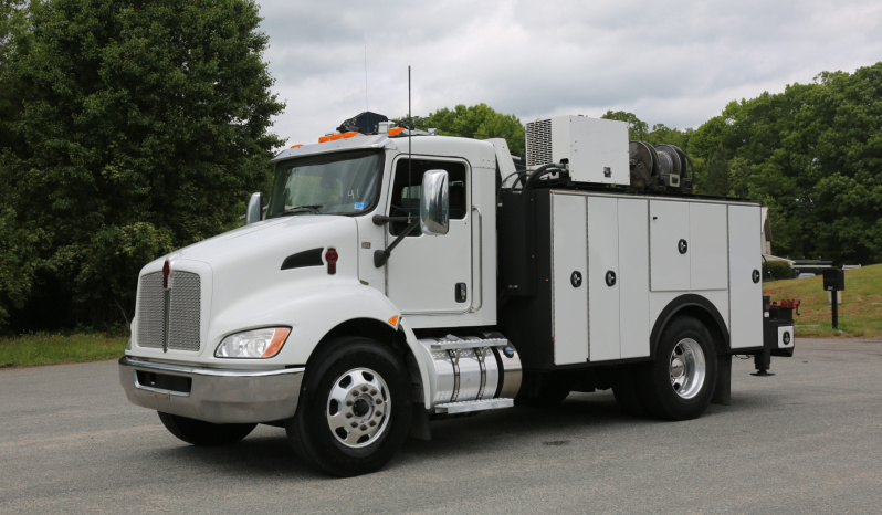 2020 Kenworth T270 Mechanics Truck, Under CDL, PX9, Summit 10620 Crane, Waste Oil Tanks, 104k Miles full