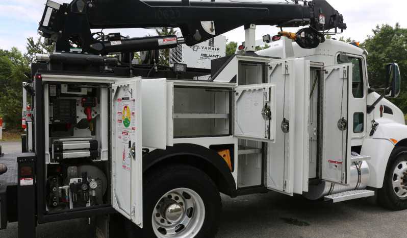 2020 Kenworth T270 Mechanics Truck, Under CDL, PX9, Summit 10620 Crane, Waste Oil Tanks, 104k Miles full