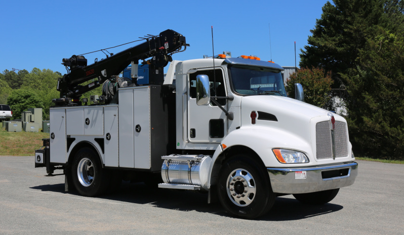 2021 Kenworth T270, Under CDL, PX9 350hp, Allison Auto, Air Ride, Summit 10620 Crane, Lube Skid, 104k Miles, 3600 Hrs full