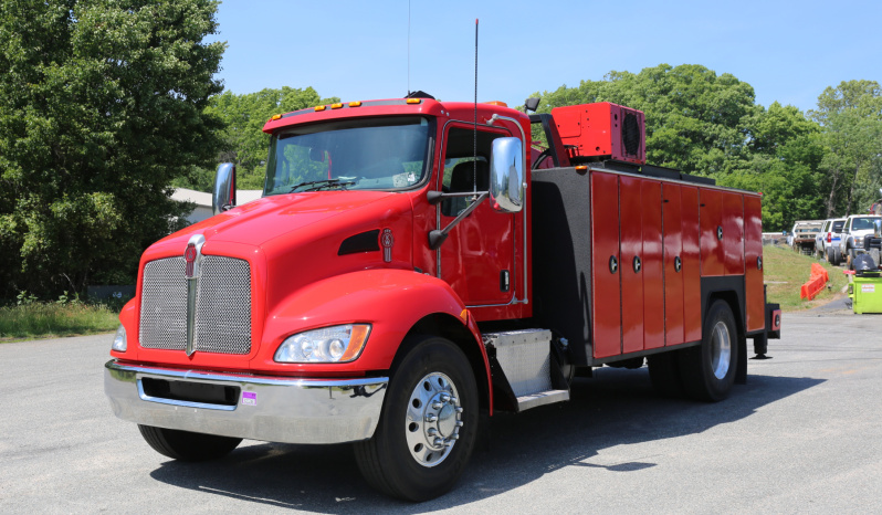 2016 Kenworth T270 Mechanics Truck, 14′ Summit Service Body, 10620 Summit Crane, 99k Miles, 3k Hours, Under CDL full