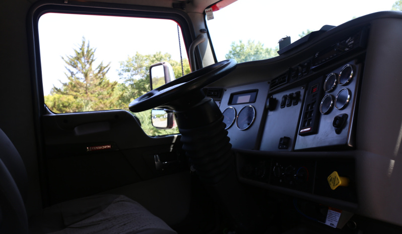 2016 Kenworth T270 Mechanics Truck, 14′ Summit Service Body, 10620 Summit Crane, 99k Miles, 3k Hours, Under CDL full