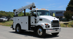 2023 Mack MD6 Mechanics Truck, Under CDL, Stellar 12630 Crane, 79k Miles, Cummins Diesel
