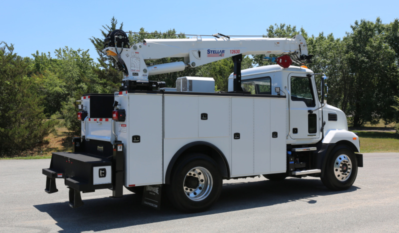 2023 Mack MD6 Mechanics Truck, Under CDL, Stellar 12630 Crane, 79k Miles, Cummins Diesel full