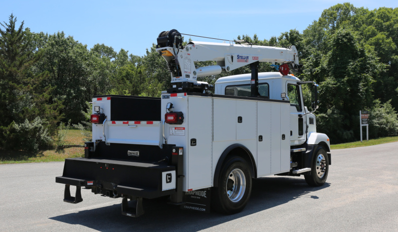 2023 Mack MD6 Mechanics Truck, Under CDL, Stellar 12630 Crane, 79k Miles, Cummins Diesel full