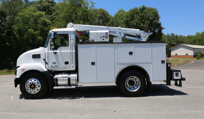 2023 Mack MD6 Mechanics Truck, Under CDL, Stellar 12630 Crane, 79k Miles, Cummins Diesel full