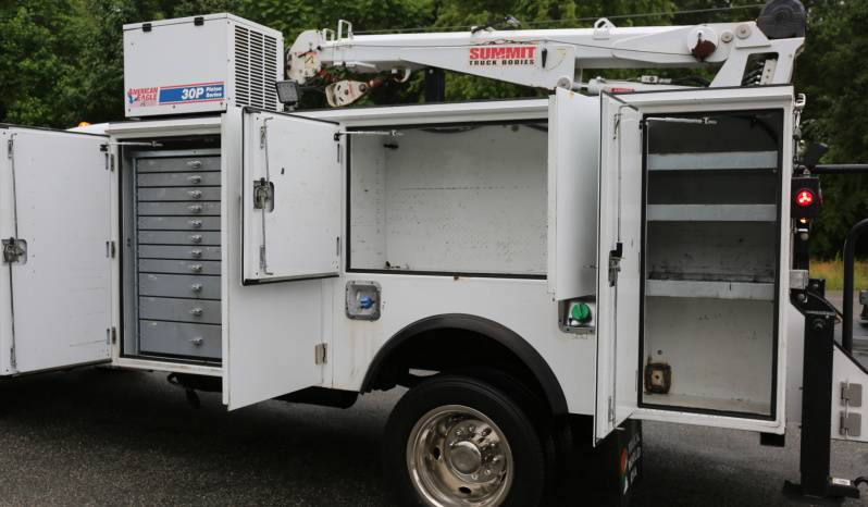 2015 Ford F550 Mechanics Truck, 102k Miles, Diesel, Summit 6620 Crane, 11′ TMAX Service Body full